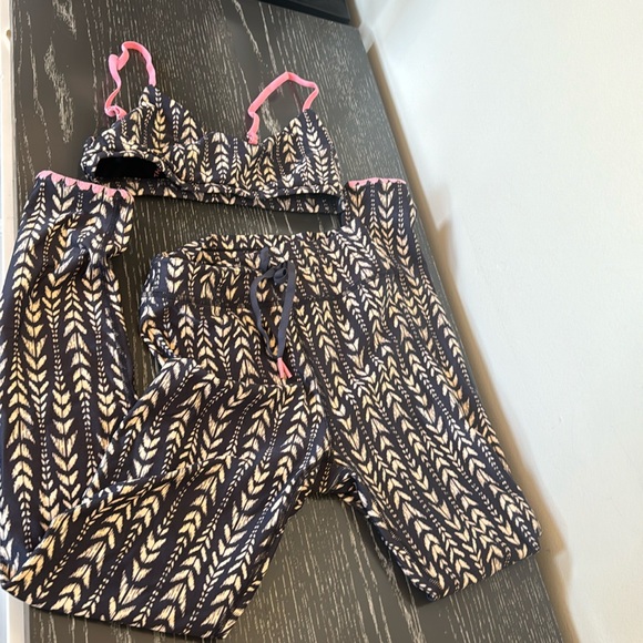 The Upside Mystic Set - Picture 2 of 6